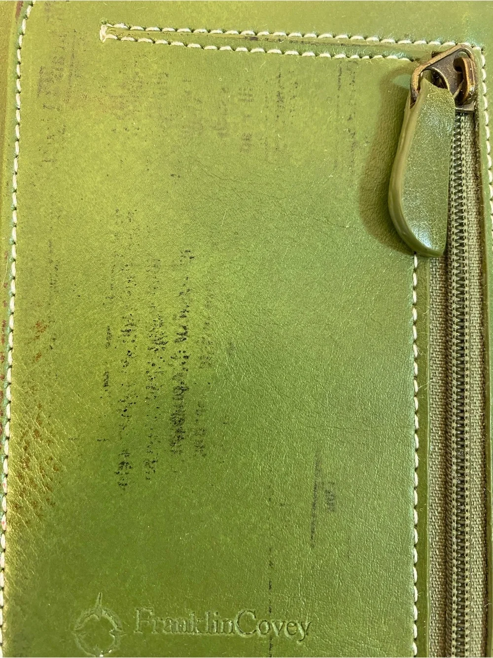 FRANKLIN COVEY Green Leather Compact Binder Turn Lock Closure